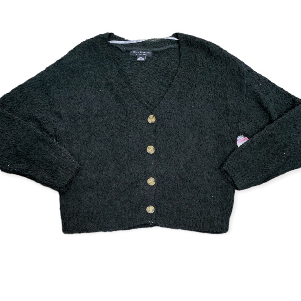 NWOT women’s cozy button down sweater